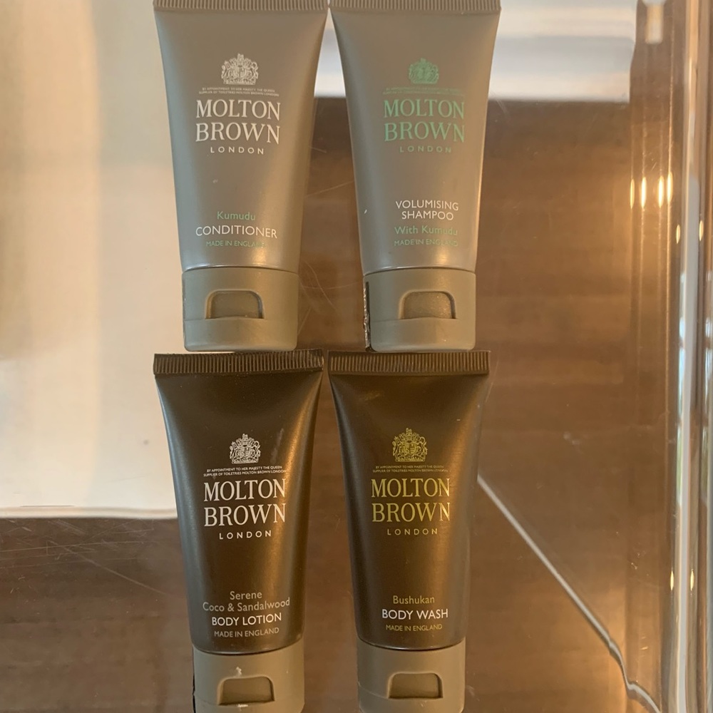Molton Brown Travel Set
